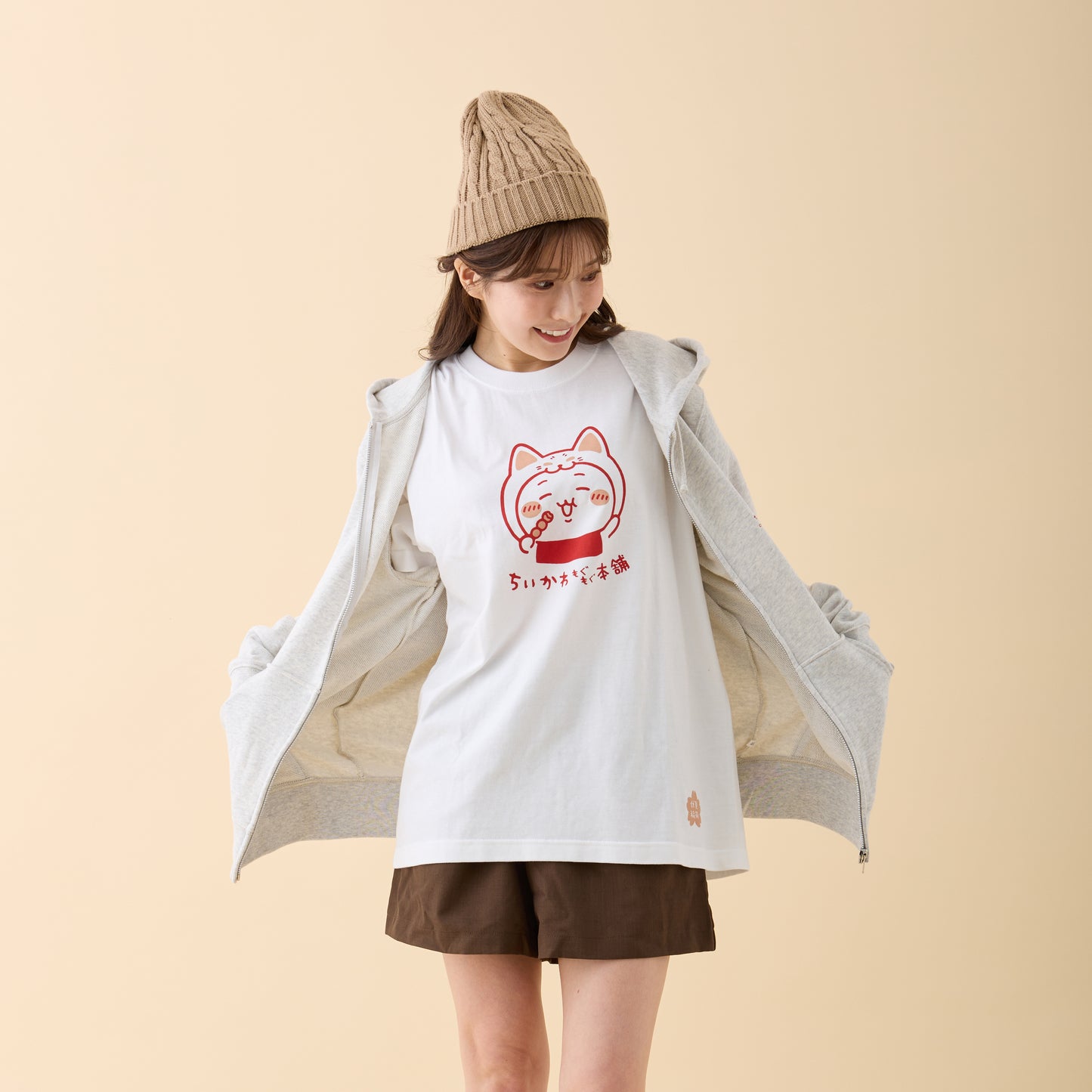 伏見店限定 Tシャツ 伏見稲荷な ちいかわ ホワイト L
