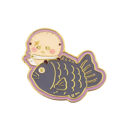 【公式】ちいかわもぐもぐ本舗 川越店限定 コレクション ピンバッジ鯛だらけなラッコ